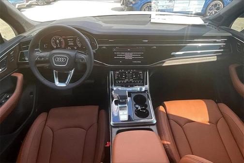 2025 Audi Q7 55 Premium
