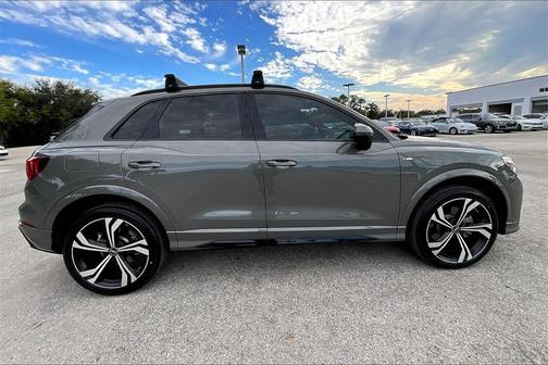 2023 Audi Q3 45 S line Premium