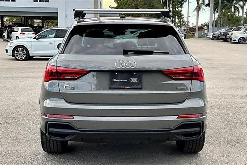 2023 Audi Q3 45 S line Premium