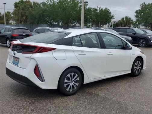 2022 Toyota Prius Prime LE