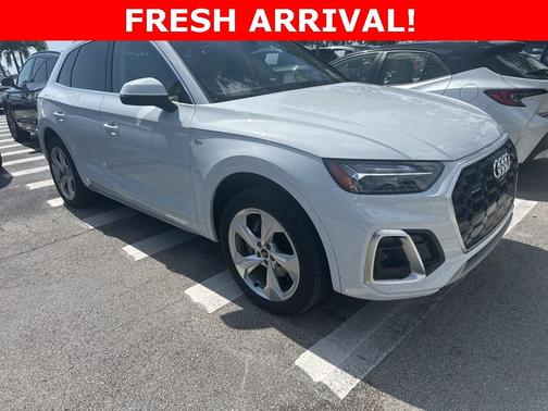 2025 Audi Q5 45 S line quattro Premium