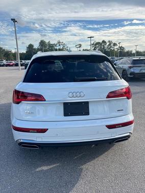 2022 Audi Q5 45 S line Premium Plus