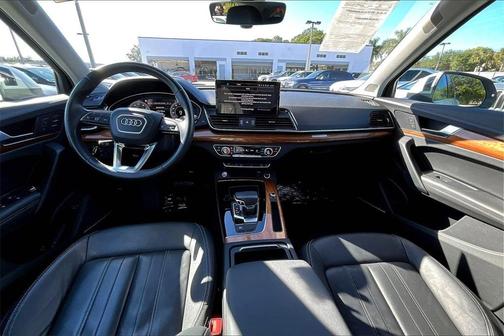 2022 Audi Q5 45 S line Premium Plus