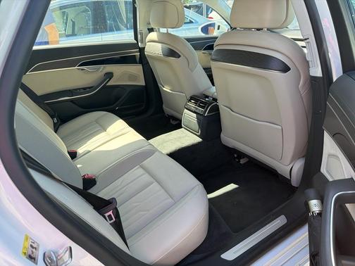2023 Audi A8 L 55