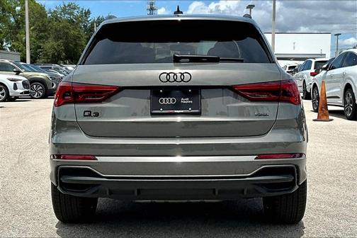 2025 Audi Q3 45 S line Premium