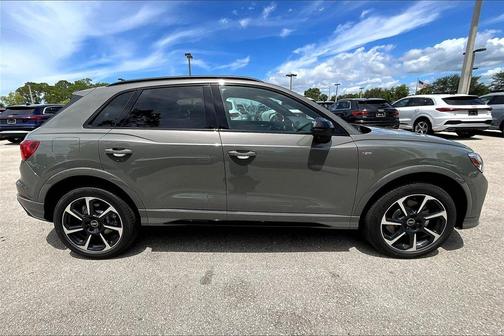 2025 Audi Q3 45 S line Premium