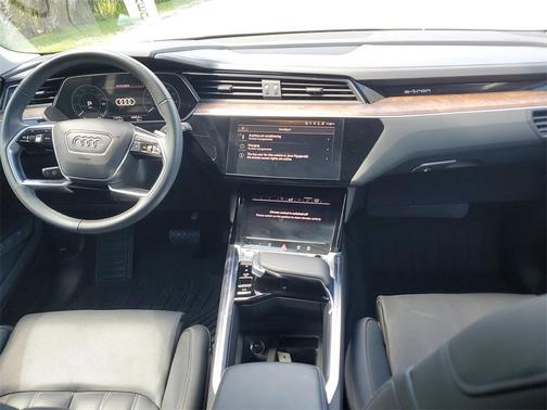 2019 Audi e-tron Prestige