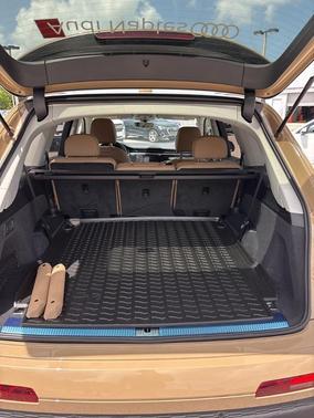 2025 Audi Q7 45 Premium Plus