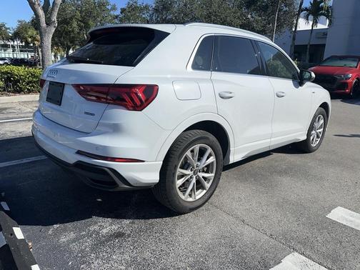 2023 Audi Q3 45 S line Premium