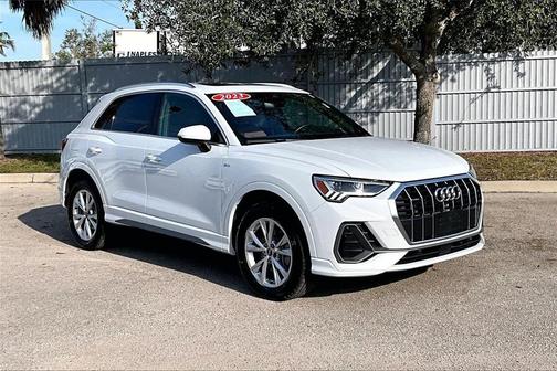 2023 Audi Q3 45 S line Premium