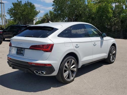2024 Audi SQ5 3.0T Premium Plus