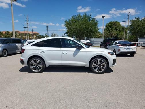 2024 Audi SQ5 3.0T Premium Plus