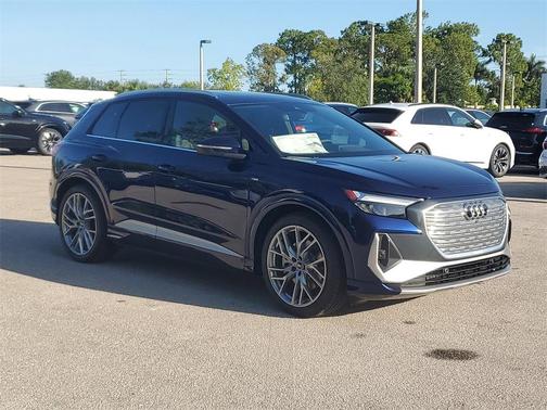 2025 Audi Q4 e-tron 55 quattro Premium