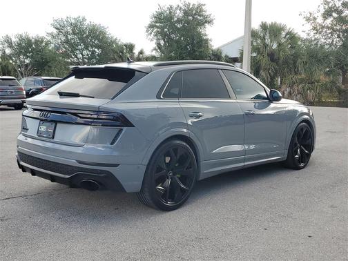 2023 Audi RS Q8 4.0T quattro