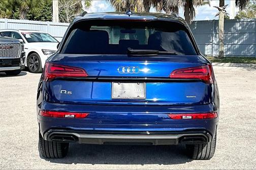 2025 Audi Q5 45 S line quattro Premium