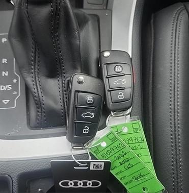 2022 Audi Q3 45 S line Premium