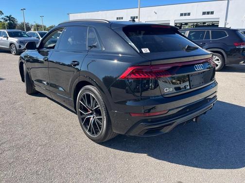 2023 Audi Q8 55 Prestige