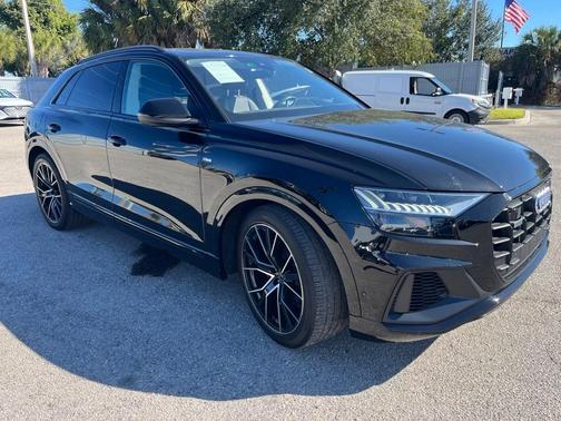 2023 Audi Q8 55 Prestige