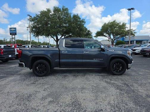 2022 GMC Sierra 1500 Limited SLT