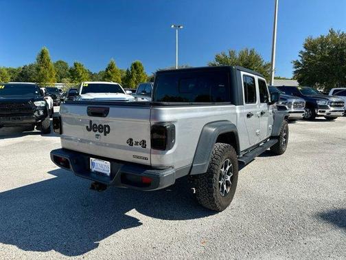 2020 Jeep Gladiator Sport