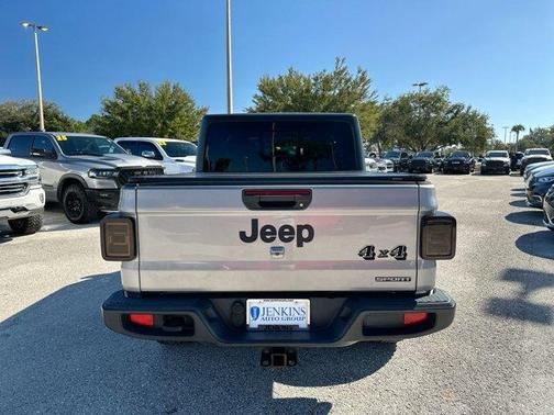 2020 Jeep Gladiator Sport