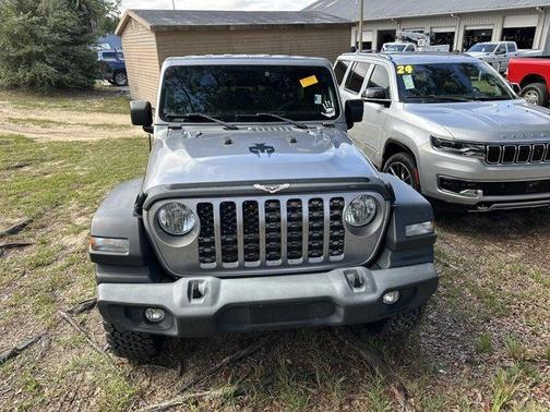 2020 Jeep Gladiator Sport