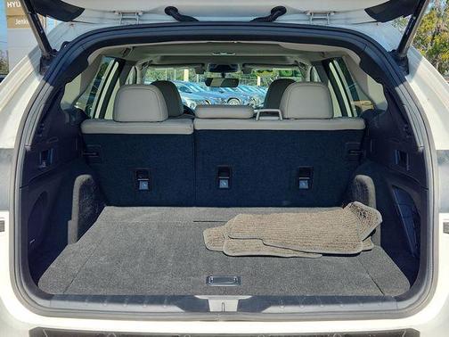 Crystal White Pearl 2020 Subaru Outback Limited XT