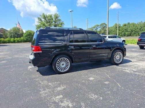 2017 Lincoln Navigator Select