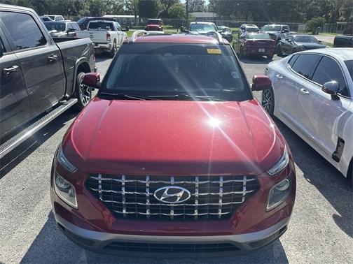 2023 Hyundai VENUE SEL