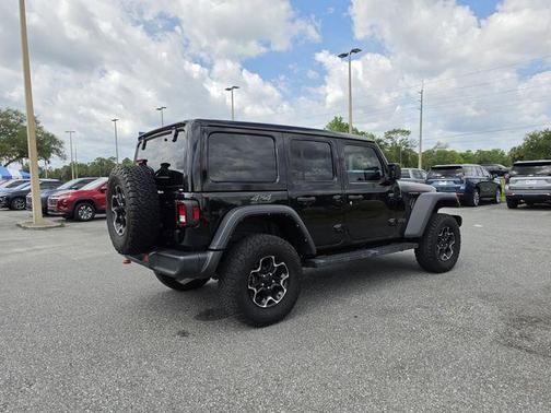 Black Clearcoat 2023 Jeep Wrangler Rubicon