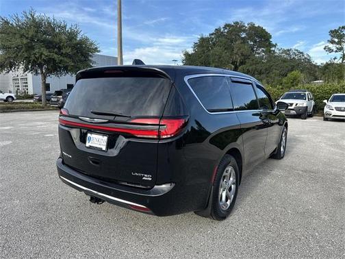 2024 Chrysler Pacifica Limited