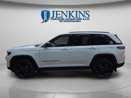 2024 Jeep Grand Cherokee Laredo