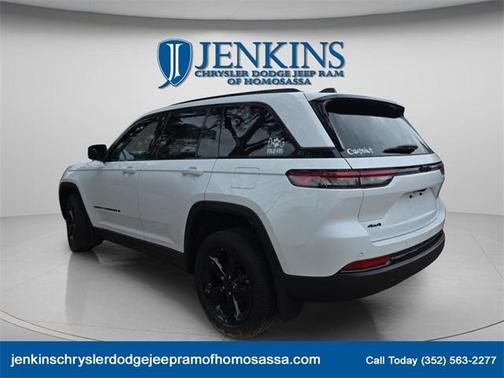 2024 Jeep Grand Cherokee Laredo