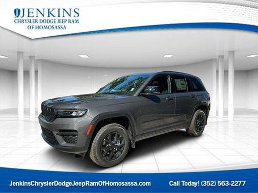 2025 Jeep Grand Cherokee Laredo