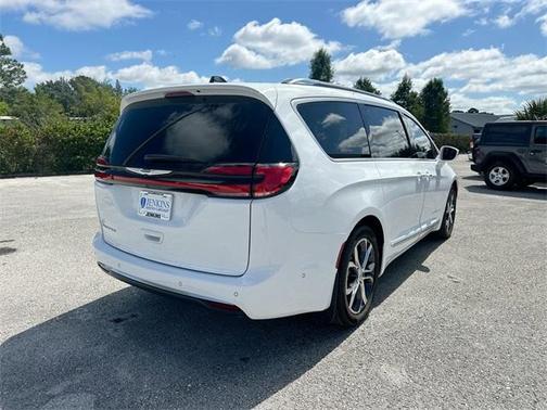 2024 Chrysler Pacifica Pinnacle