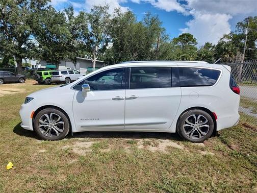 2024 Chrysler Pacifica Pinnacle