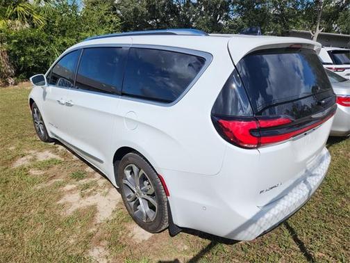 2024 Chrysler Pacifica Pinnacle