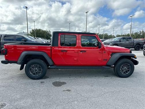 2025 Jeep Gladiator Sport
