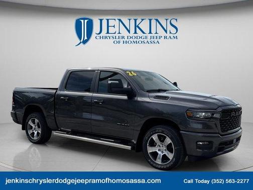 Granite Crystal Clearcoat Metallic 2026 RAM 1500 Express