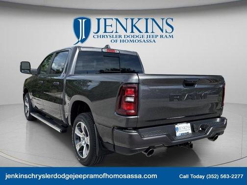 Granite Crystal Clearcoat Metallic 2026 RAM 1500 Express