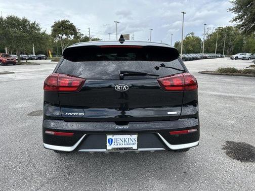2017 Kia Niro FE