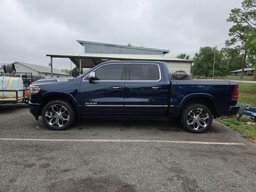 Patriot Blue Pearlcoat 2021 RAM 1500 Limited