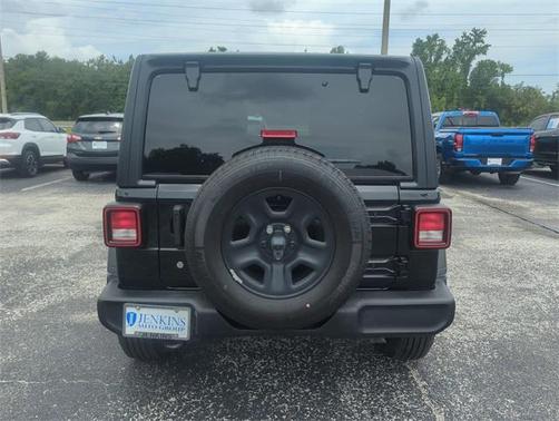 2022 Jeep Wrangler Sport