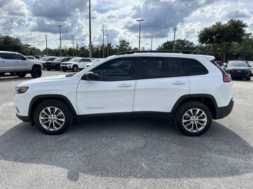 2022 Jeep Cherokee Latitude Lux