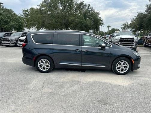 2020 Chrysler Pacifica Limited