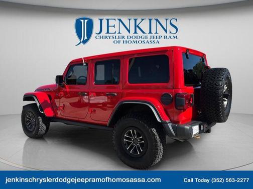 Firecracker Red Clearcoat 2024 Jeep Wrangler Rubicon 392