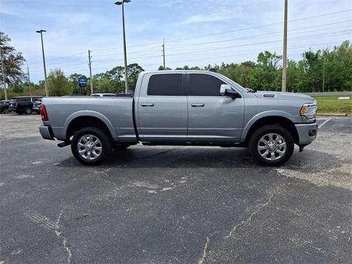 2022 RAM 2500 Limited Crew Cab 4x4 64' Box