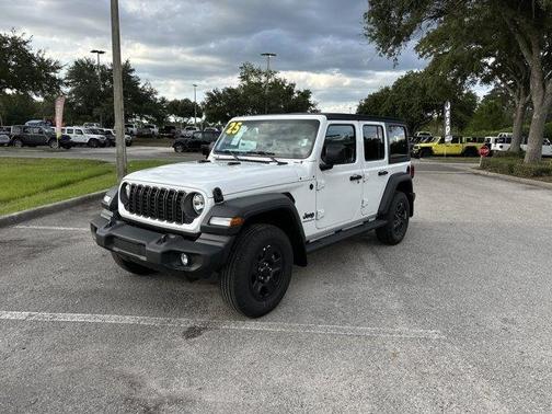 2025 Jeep Wrangler Sport