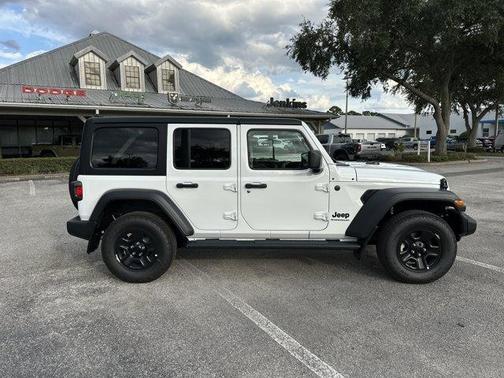 2025 Jeep Wrangler Sport