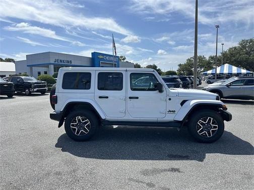 2025 Jeep Wrangler Sahara